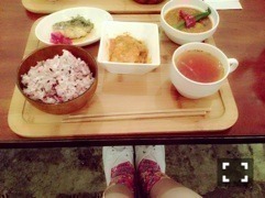 堀 未央奈｜アイスが溶ける（2014-08-17）｜4枚目