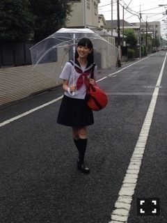 堀 未央奈｜手をぱちぱち。（2014-09-15）｜3枚目