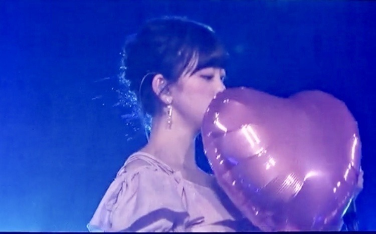 堀 未央奈｜不思議だね。（2018-09-03）｜4枚目