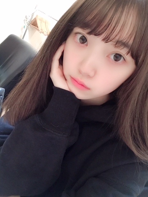 堀 未央奈｜犬の毛が目立つよ（2019-02-09）