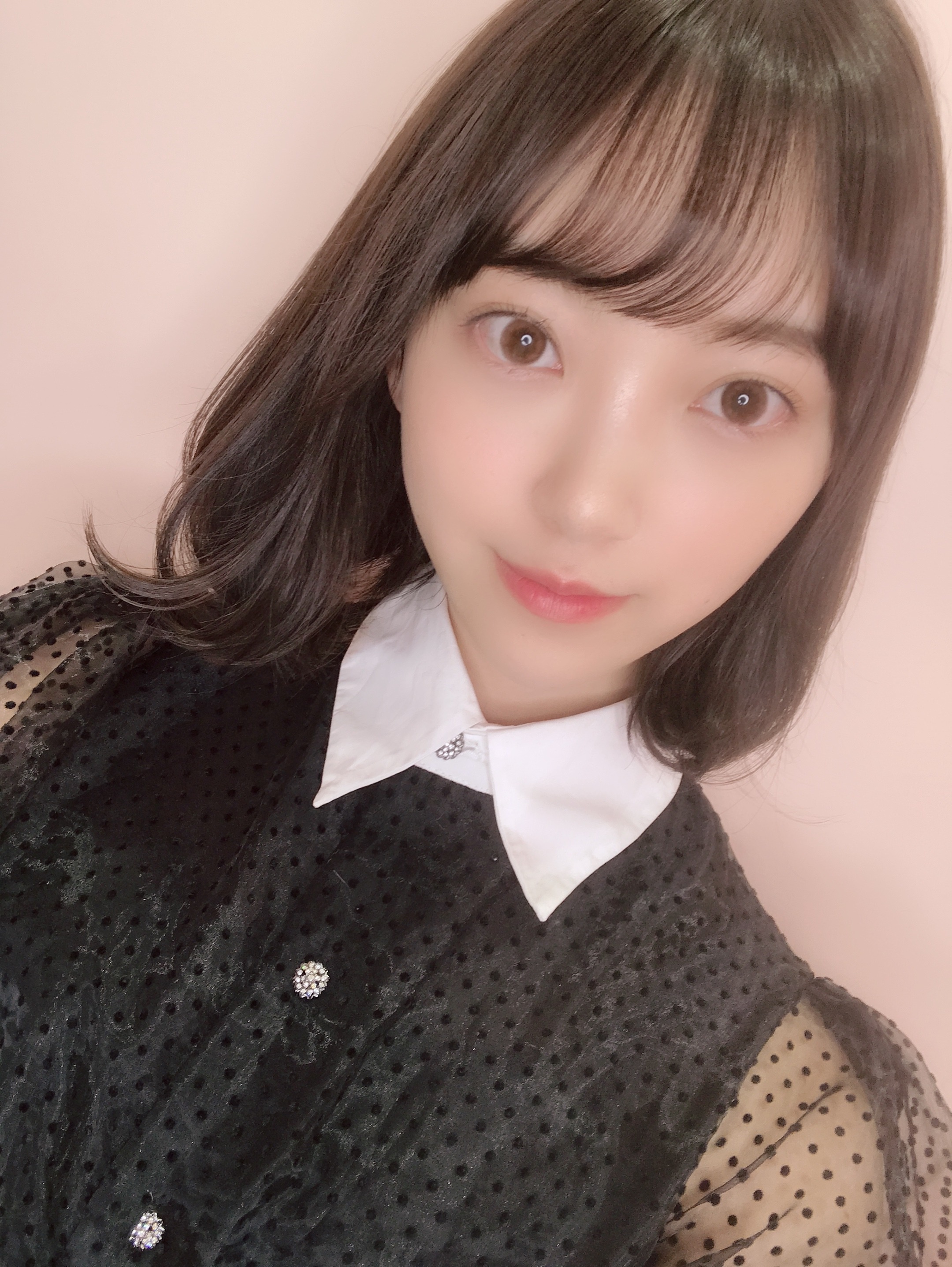 堀 未央奈｜クロスなネックレス（2019-03-23）｜2枚目