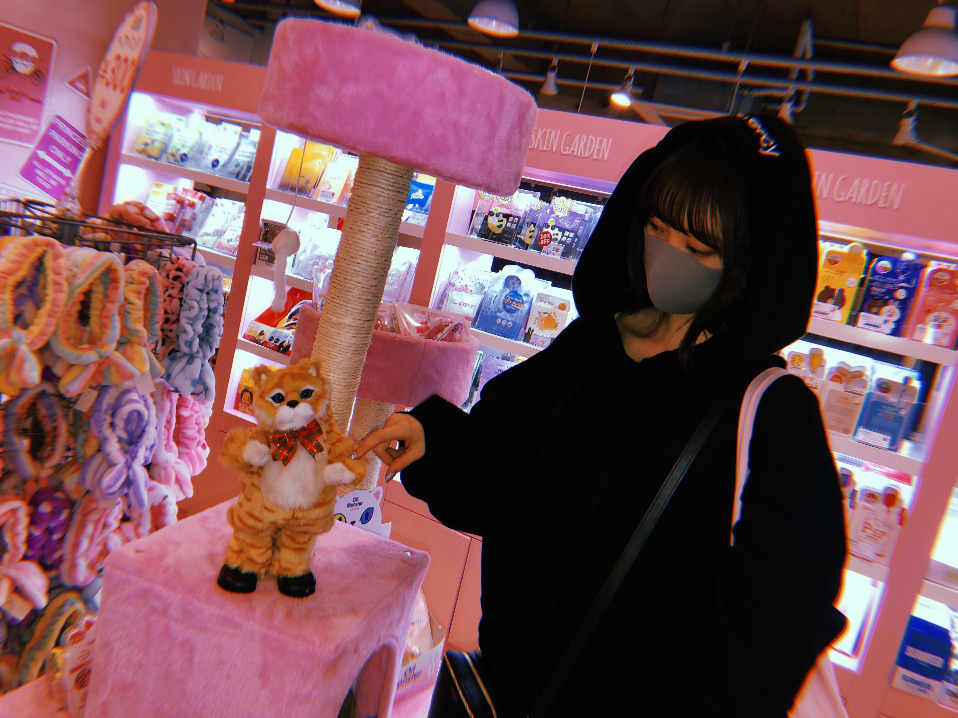 堀 未央奈｜ちょきちょきしたよ（2019-04-14）｜4枚目