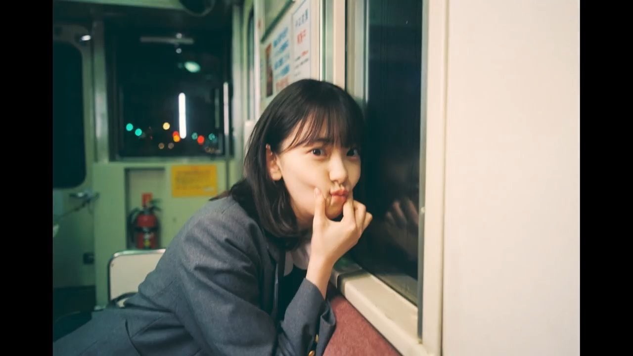堀 未央奈｜窓の景色は（2019-08-13）