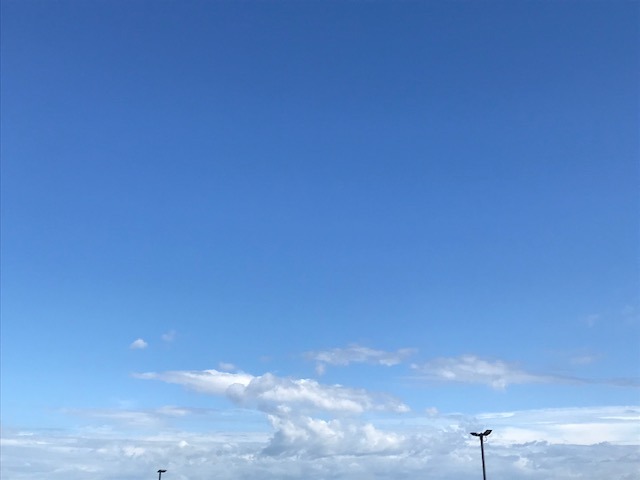 堀 未央奈｜空（2019-09-08）｜2枚目