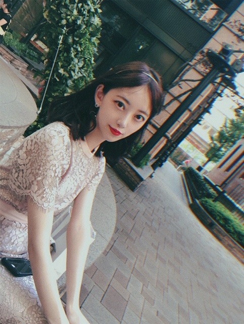 堀 未央奈｜スリッパはもこもこがいいな（2019-09-13）｜5枚目