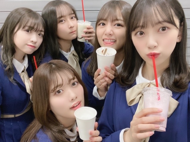 堀 未央奈｜もうクリスマスは終わったと思っていましたがこれからなんですね（2019-12-17）｜3枚目