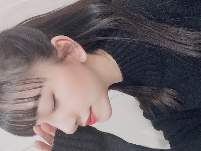 堀 未央奈｜顔にほくろが増えてました（2020-03-31）｜5枚目