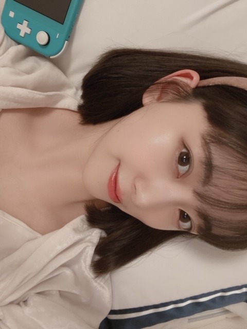堀 未央奈｜おうちじかん（2020-04-05）｜2枚目