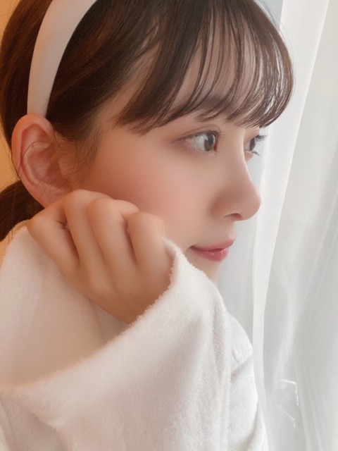 堀 未央奈｜空が綺麗です（2020-04-29）｜4枚目