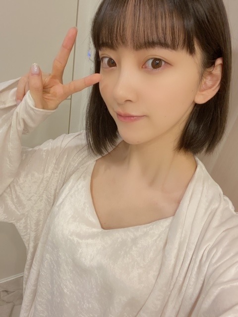 堀 未央奈｜ピ～ス（2020-05-08）｜4枚目