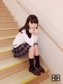 渡辺 みり愛｜傘にくるまる（2015-12-16）｜2枚目