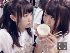 渡辺 みり愛｜雨合羽に寄り添う（2016-09-03）｜4枚目