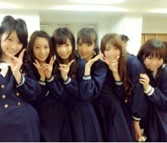 衛藤 美彩｜一周年を迎えて。  misa♡（2013-02-24）｜5枚目
