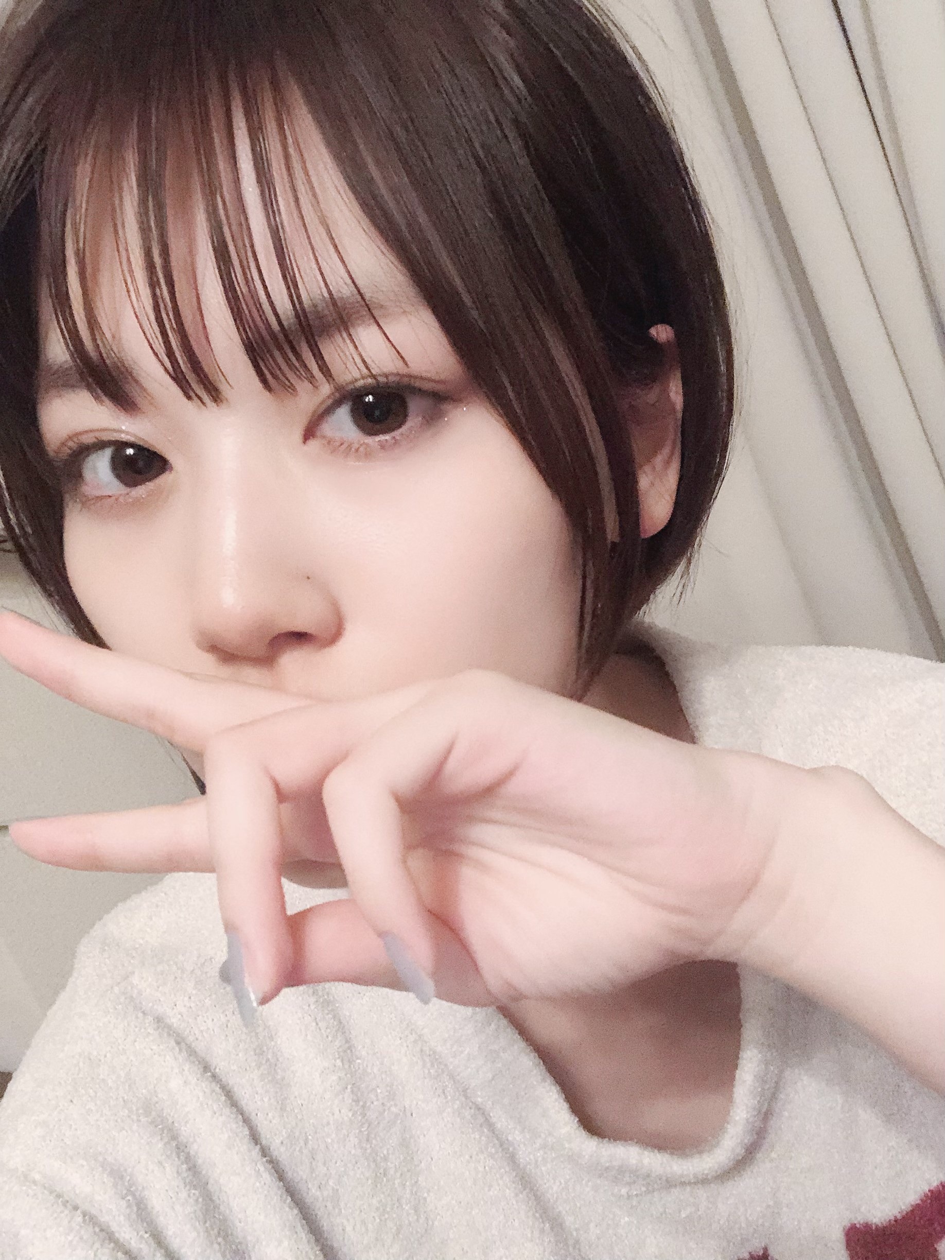 山下 美月｜換気してます( ˙꒳​˙ )（2020-04-25）