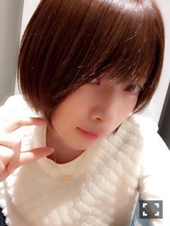 橋本 奈々未｜髪切ったのってこの短さだと ほんとに自己満足レベルって言う かあんまり気付かれないです（2015-04-09）