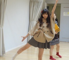 西野 七瀬｜エアまくら投げ（2012-04-26）