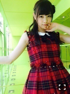 西野 七瀬｜お湯に浸かる紙（2014-06-11）