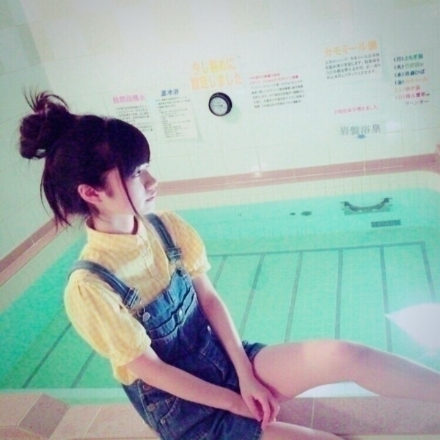 寺田 蘭世｜前回のブログの題名は未央奈 と考えたよ♬丑の日にちなんでそ んな私は鰻さんを進んでは食べな い派です骨がねすみません。（2015-07-29）｜3枚目