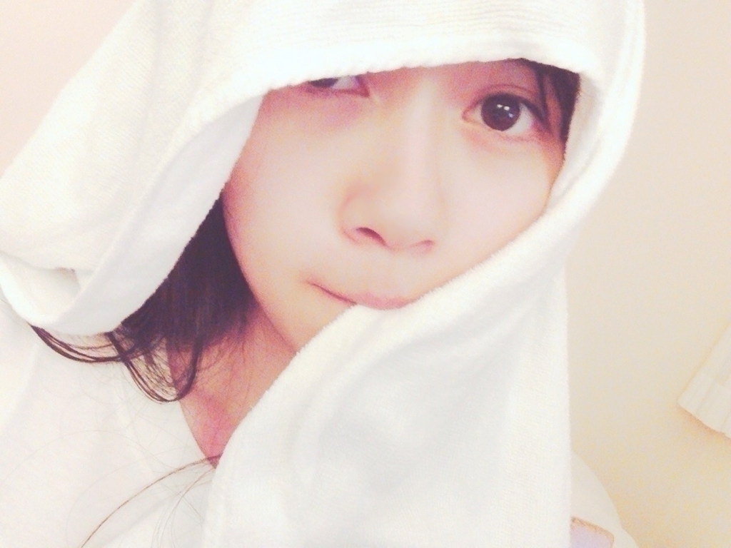寺田 蘭世｜ほっぺたをつねればいいのか ？そして髪を（2015-08-13）｜4枚目