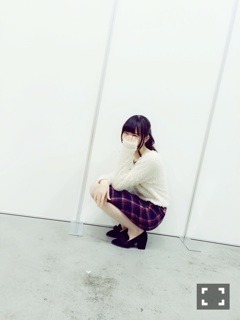 山崎 怜奈｜葡萄唐草文様。63（2015-02-06）｜2枚目