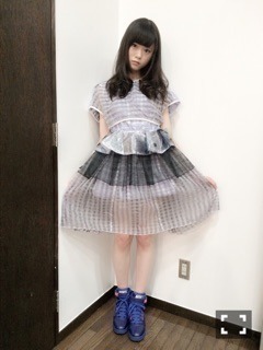 山崎 怜奈｜大日本沿海輿地全図 。73（2015-03-18）｜2枚目