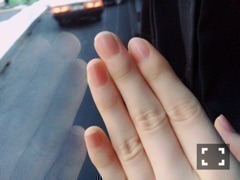 山崎 怜奈｜積み上げられた椅子（2017-04-16）｜5枚目