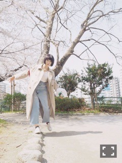 山崎 怜奈｜凛々しい犬（2018-04-15）｜2枚目