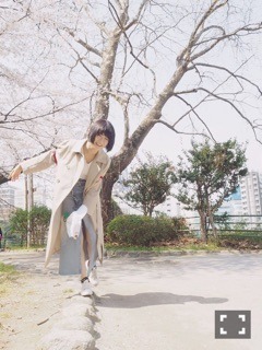 山崎 怜奈｜凛々しい犬（2018-04-15）｜3枚目