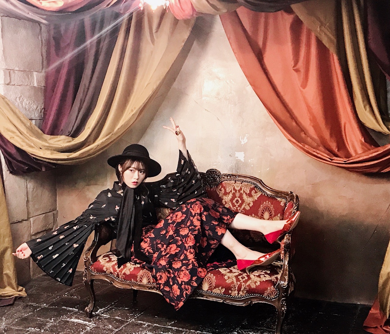 山崎 怜奈｜ねむくなってきちゃった（2019-10-31）｜4枚目