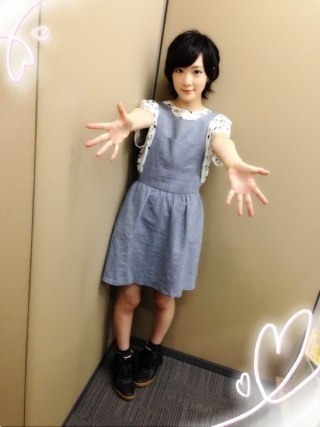 生駒 里奈｜エアー握手会開催します！（2013-07-08）