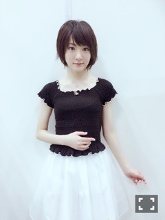 生駒 里奈｜恐縮です(ノ∀；｀)（2016-06-07）｜5枚目