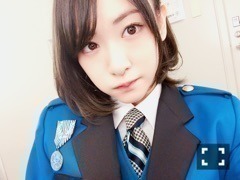 生駒 里奈｜これからの季節、街を歩いていたらもしかしたらヴィクトルがいるかも知れないから目を凝らしていくよ。（2016-11-23）｜8枚目