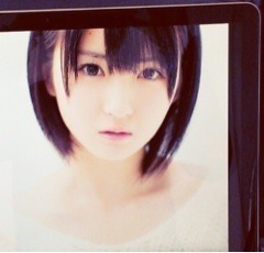井上 小百合｜本日発売っ。＋＋（2012-12-22）｜2枚目