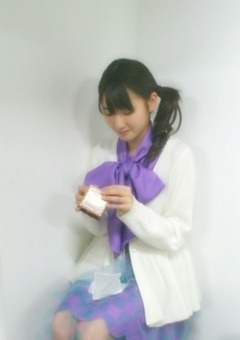 井上 小百合｜ ヽ(｡･ω･｡) もぎたてフレッシュ！（2013-03-05）｜2枚目