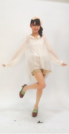 井上 小百合｜ ヽ(｡･ω･｡))))))) 忍法手羽先っ！（2013-04-14）｜5枚目