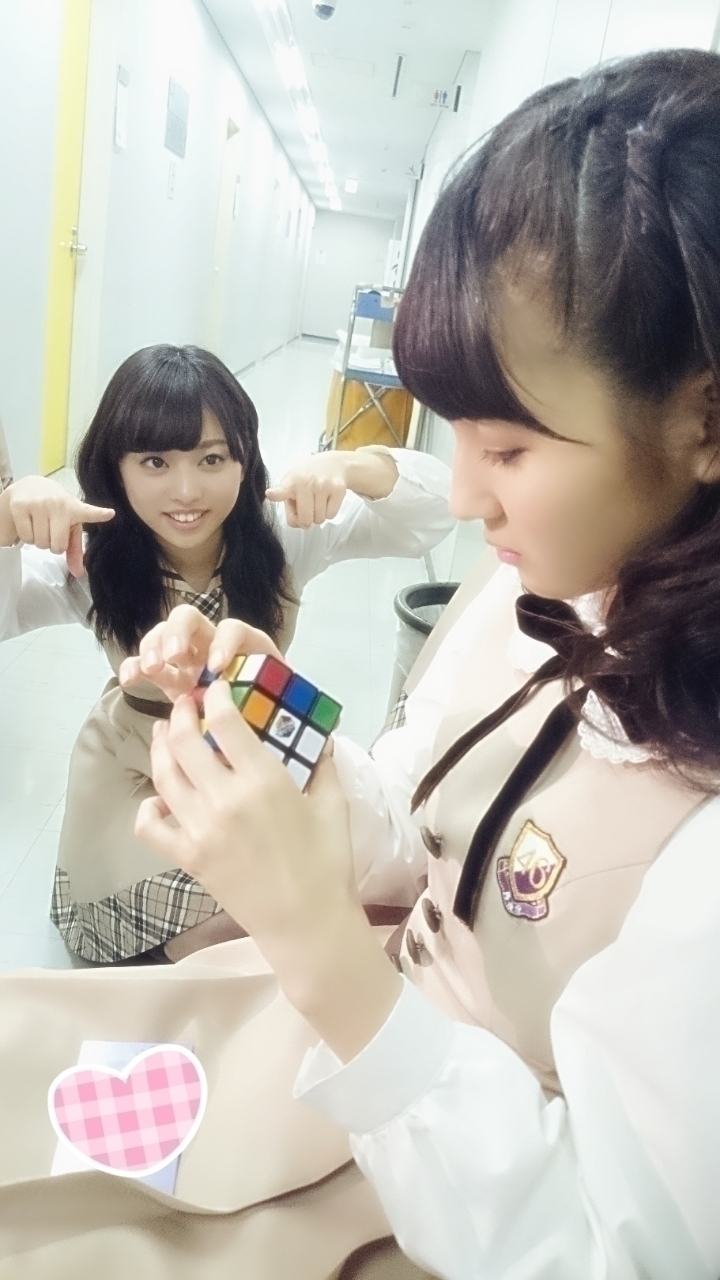 井上 小百合｜ヽ(。・ω ・。)夢 中なのです（2013-12-26）｜2枚目
