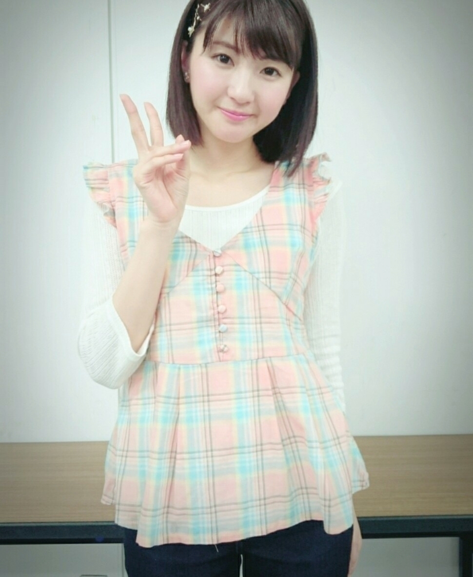 井上 小百合｜ヽ(｡･ω･｡)カフェ。（2016-04-23）｜3枚目