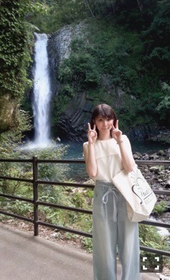 井上 小百合｜ヽ(｡･ω･｡)堅忍不抜（2017-07-14）｜4枚目