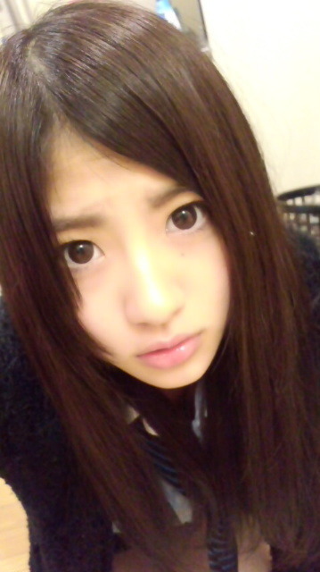 若月 佑美｜皆さん胃の心配有り難う。若月の 胃も本当に皆さんの優しさにあり がとうございます。といっていま す。（2012-04-20）