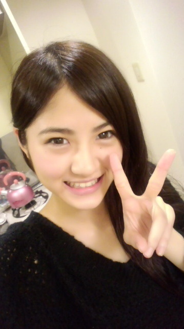 若月 佑美｜母『今日お父さんと見に行って新 しいキャリー買って送ったよ！…（2012-07-05）