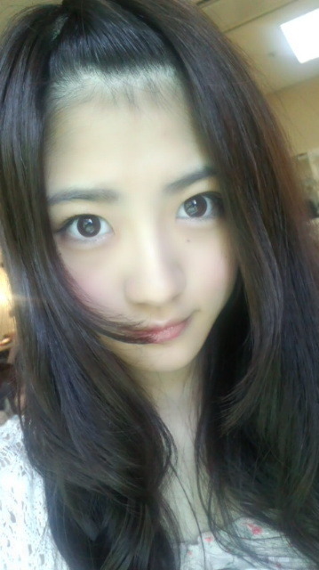 若月 佑美｜咳と鼻水。夏風邪の名残だと思っ ていたよ。病院に行ったよ。服鼻 腔炎と気管支炎だったよ。ぬああ ゛あああああああ。泣（2012-07-19）