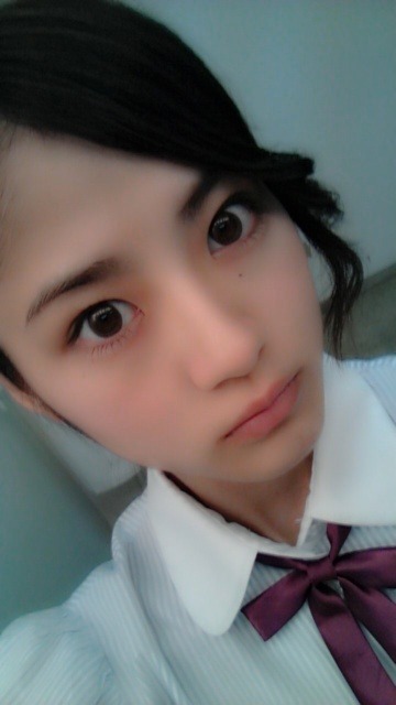 若月 佑美｜髪をセットする前の生駒。若月『 生駒ちゃん...なんか朝のお…（2012-08-20）