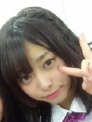 若月 佑美｜服を床に脱ぎっぱなしにするとね 、うちの犬( ルース)が 一…（2013-01-30）｜4枚目