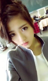 若月 佑美｜中田『ちょーやばいやばいよぉ』 若月『どうした!? 』中田『…（2013-03-04）
