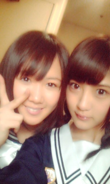 若月 佑美｜BADBOYSJで共演させていただいた板 野さんに  印象に残っていると言われて天井 に頭打つ位はしゃいだ若月です。（2013-04-26）｜4枚目