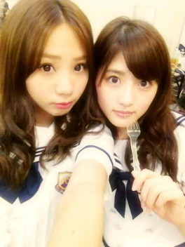 若月 佑美｜耳が痒いの！イヤー！というくだ らないダジャレを布団の中で思いついたのはこの私さ。（2013-07-22）