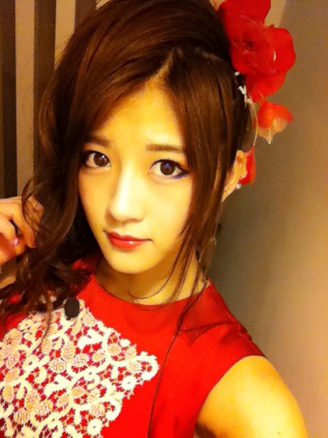 若月 佑美｜甘党な私にとってハロウィンは素 敵。お菓子にまみれたい。（2013-10-28）｜3枚目