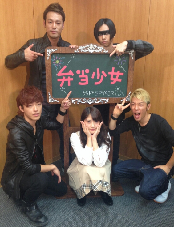 若月 佑美｜７thタイト ルは『バレッタ』mv 中に私は何色のバレッタを着けて いるのかわかるかな？（2013-11-01）｜3枚目