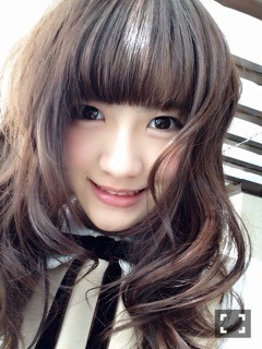 若月 佑美｜掃除してたら気づいたら朝の ４時だった。1人部屋で【うそん 】とちょっと古めな言葉を発した なんていえない。（2014-01-13）｜4枚目