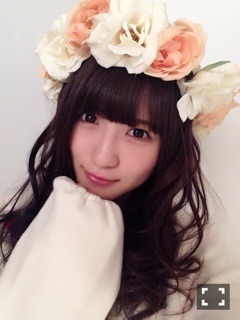 若月 佑美｜暗闇の中、耳もとで『好きっ 』っていってきたの。だから私も 耳もとに『大好き』って言ってし まった。相変わらずの真夏節。（2014-02-14）